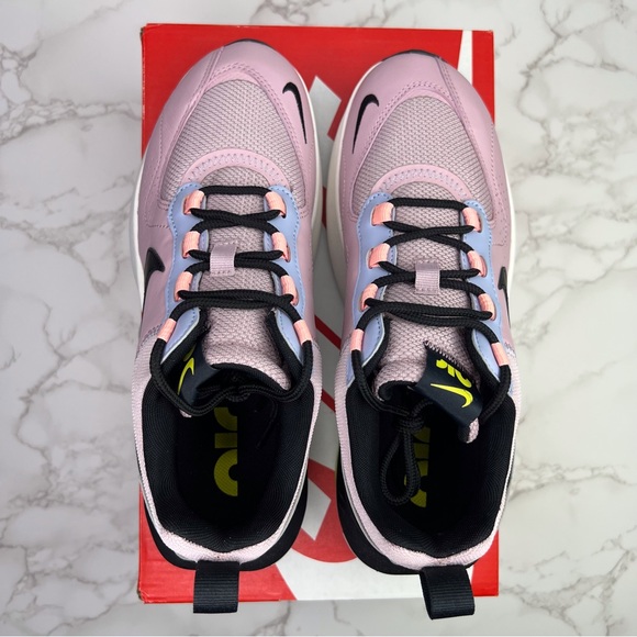 Nike Air Max Verona 👑 - Picture 10 of 16